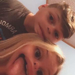 Meet your Posher, Donta